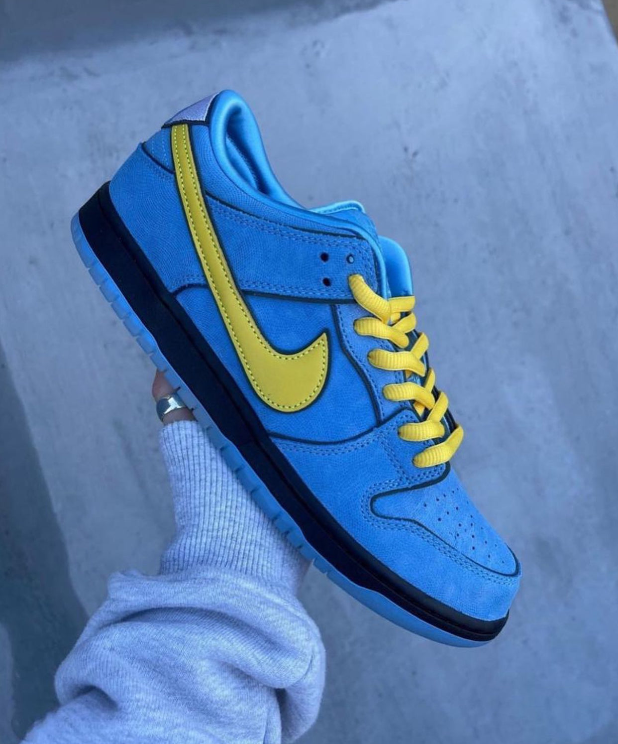 Nike Dunk The Powerpuff Girls “Bubbles”