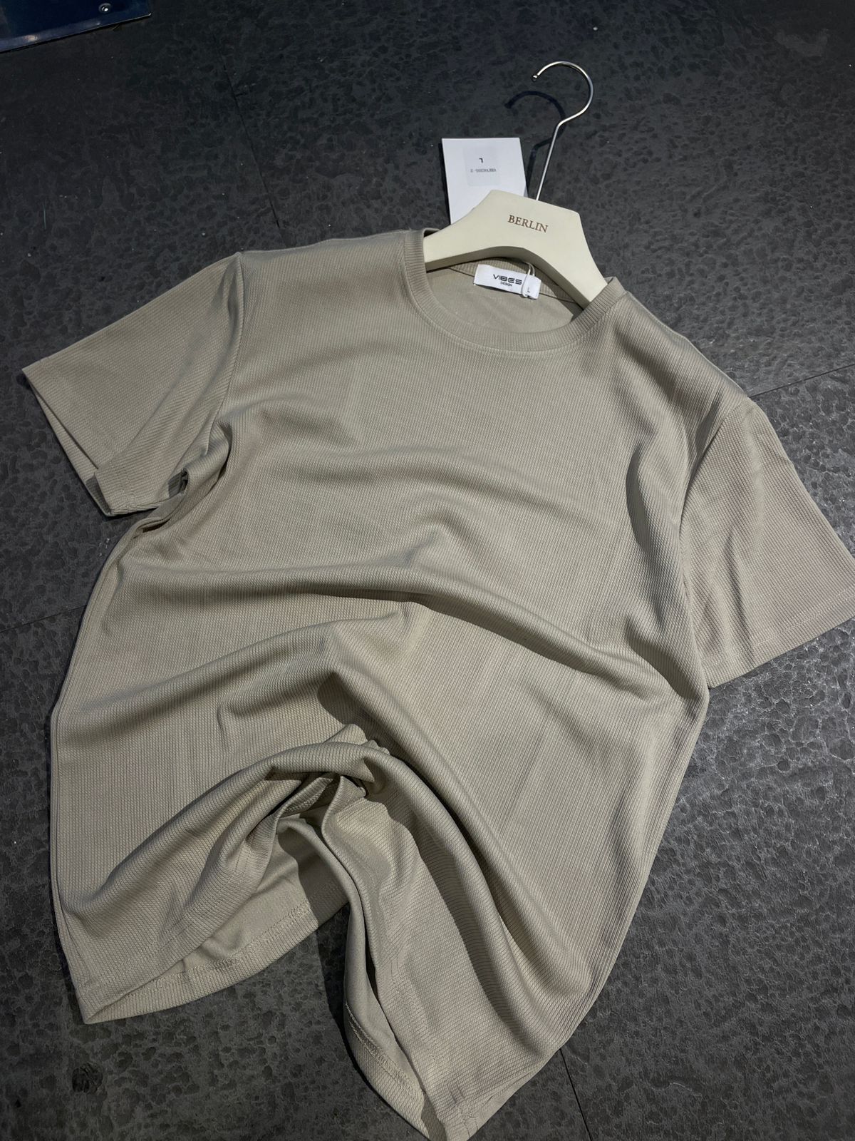 Basic Crew Neck T-shirt