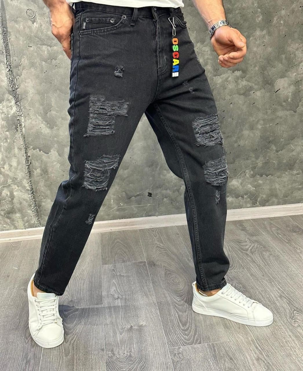 Men’s Black Scratched Boyfriend Jeans