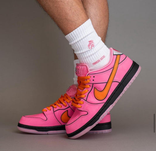 Nike Dunk The Powerpuff Girls “Blossom”