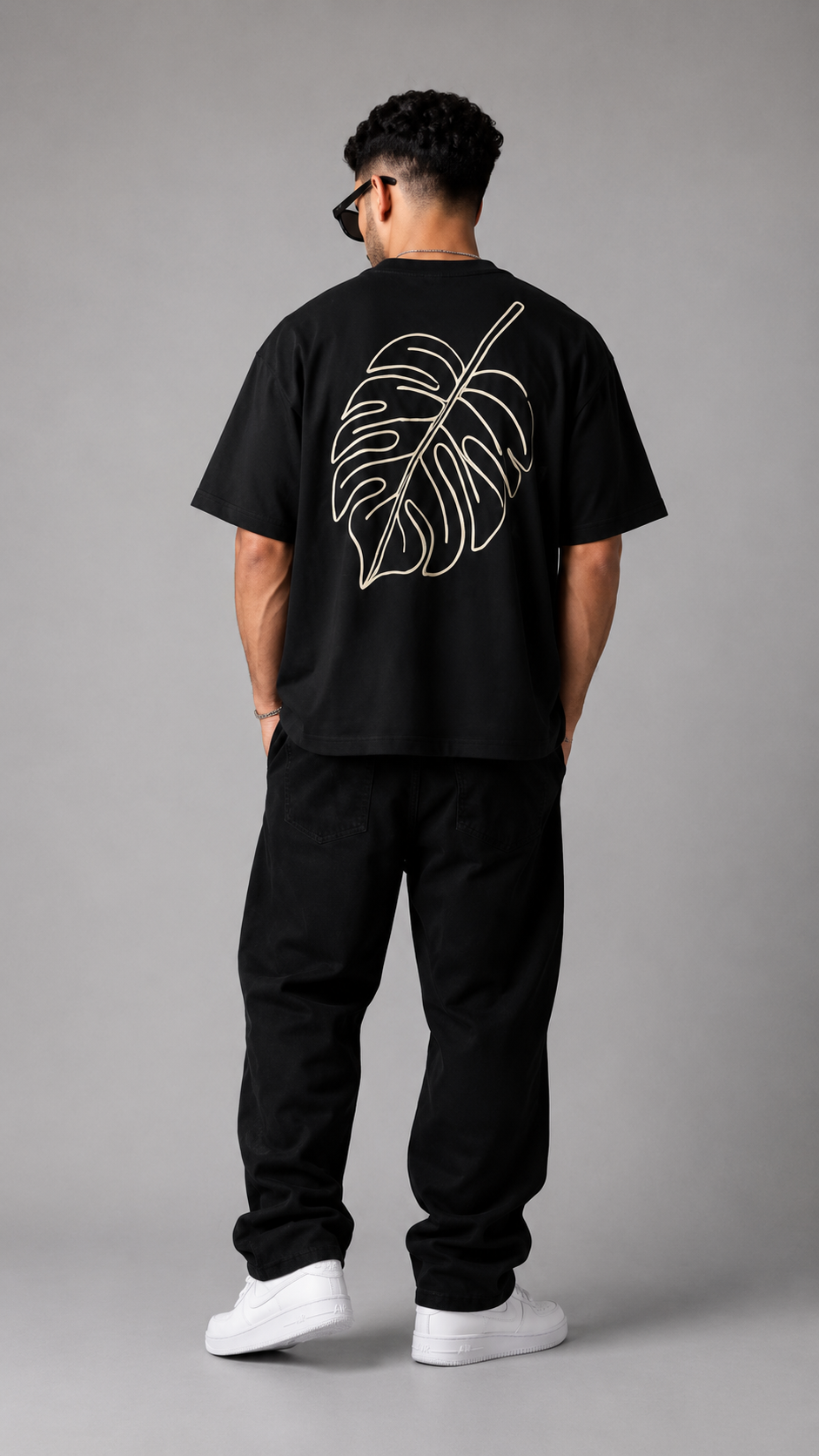 Dülmen Monstera Oversized Tee – Black